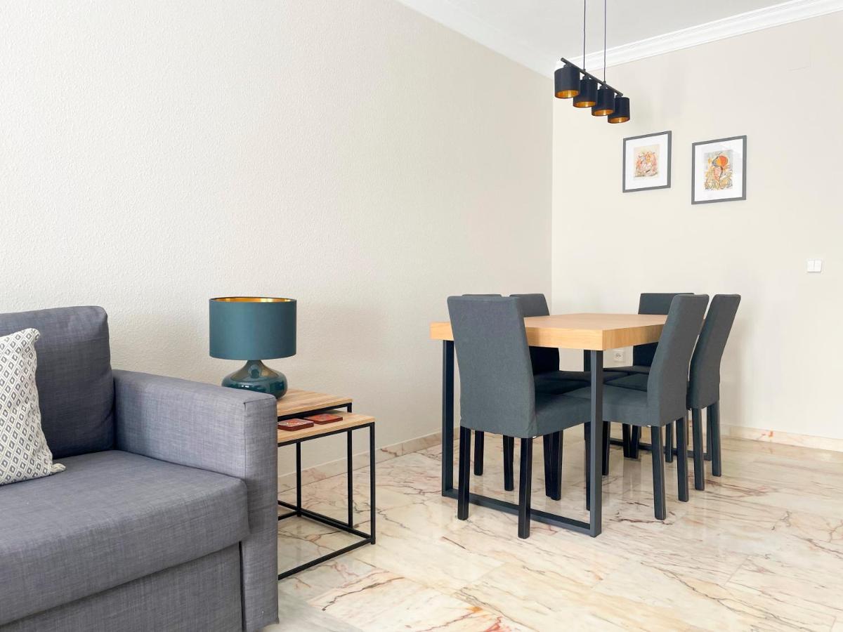Holidays2Malaga Tomas De Echeverria 150 Mts To Beach & High Speed Wifi & Parking Daire Dış mekan fotoğraf