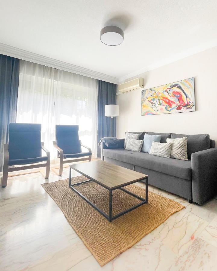 Holidays2Malaga Tomas De Echeverria 150 Mts To Beach & High Speed Wifi & Parking Daire Dış mekan fotoğraf